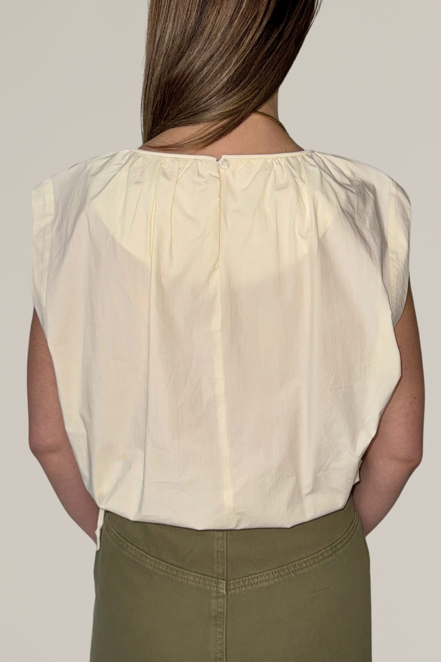 sleeveless tie waist top