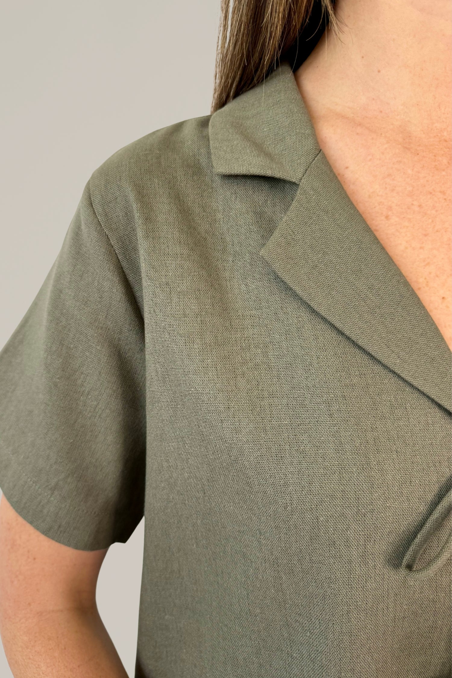 linen short sleeve tie front collared blouse