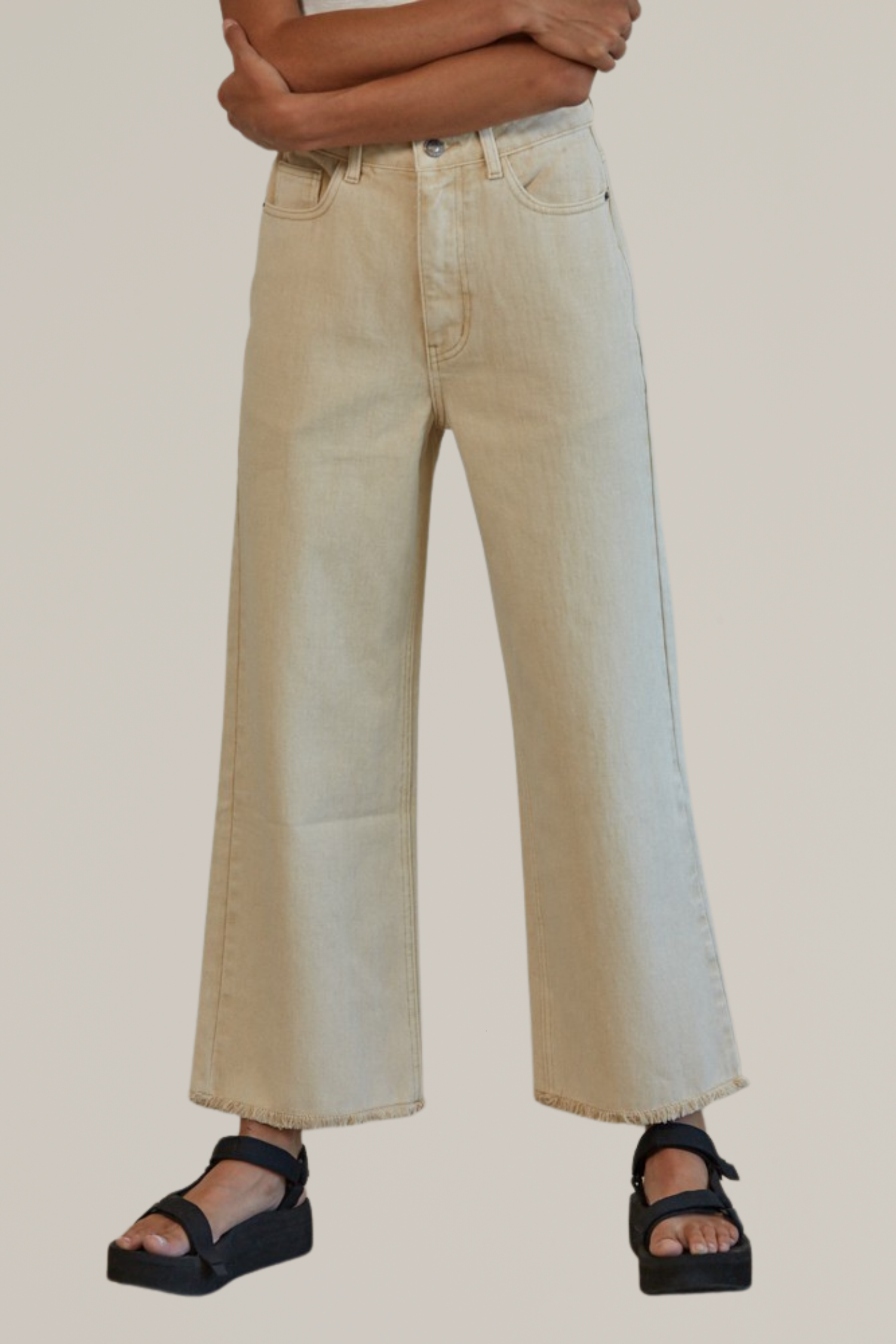 wide leg cut off denim
