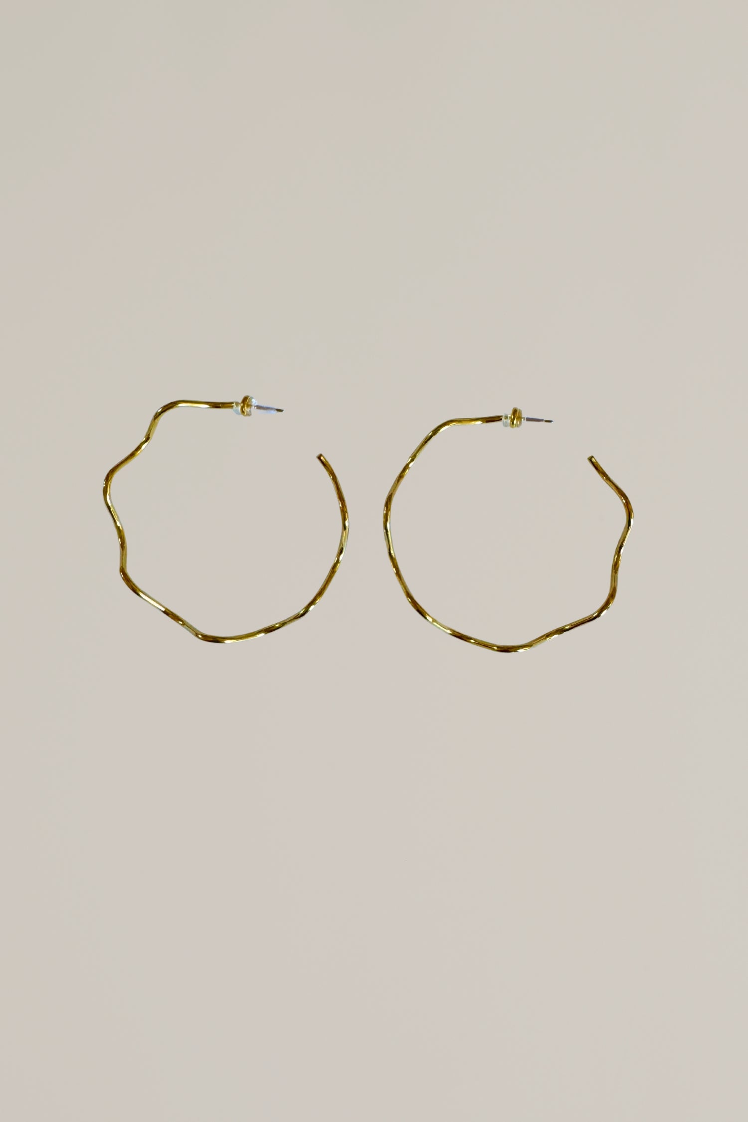 wavy hoop earrings