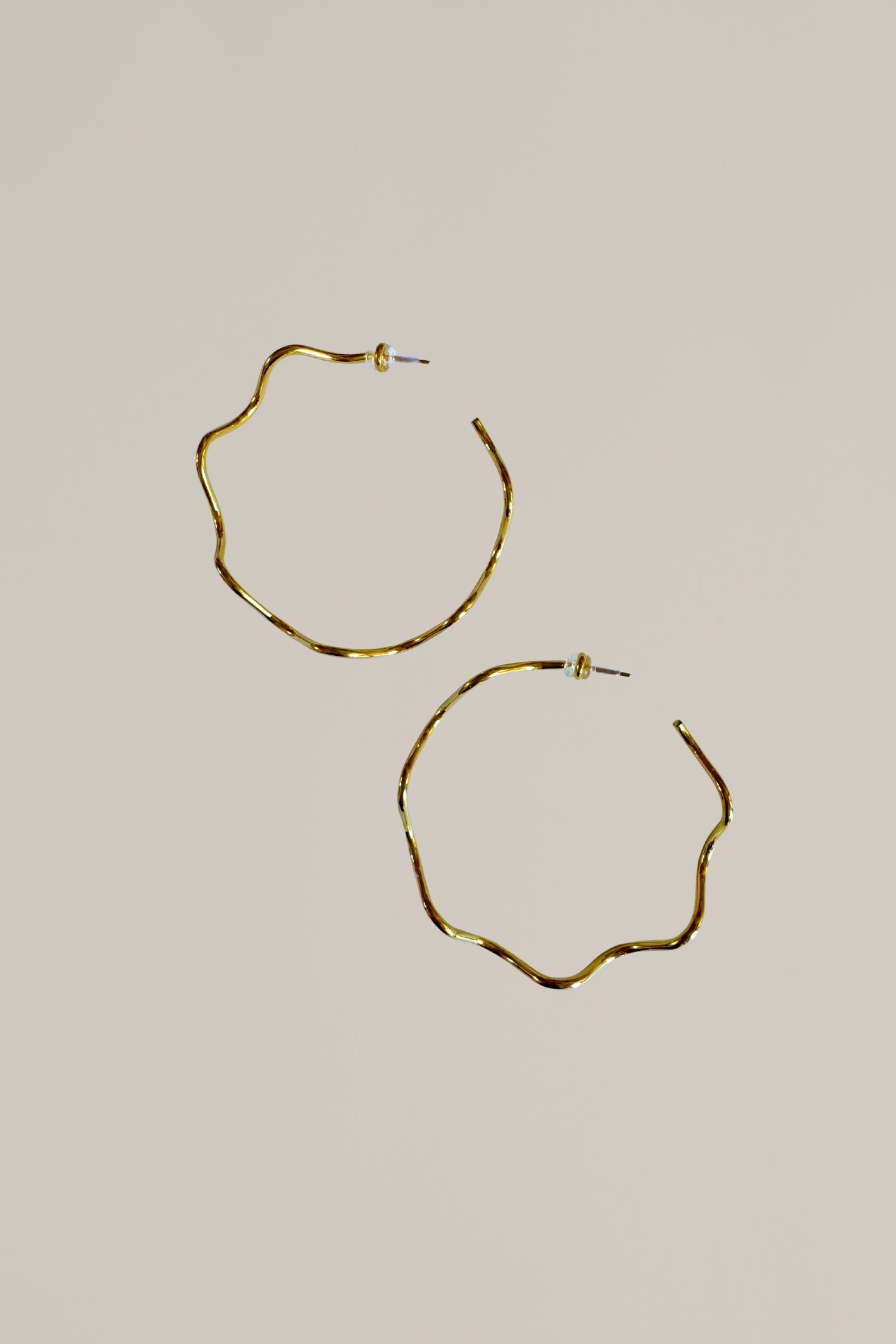 wavy hoop earrings