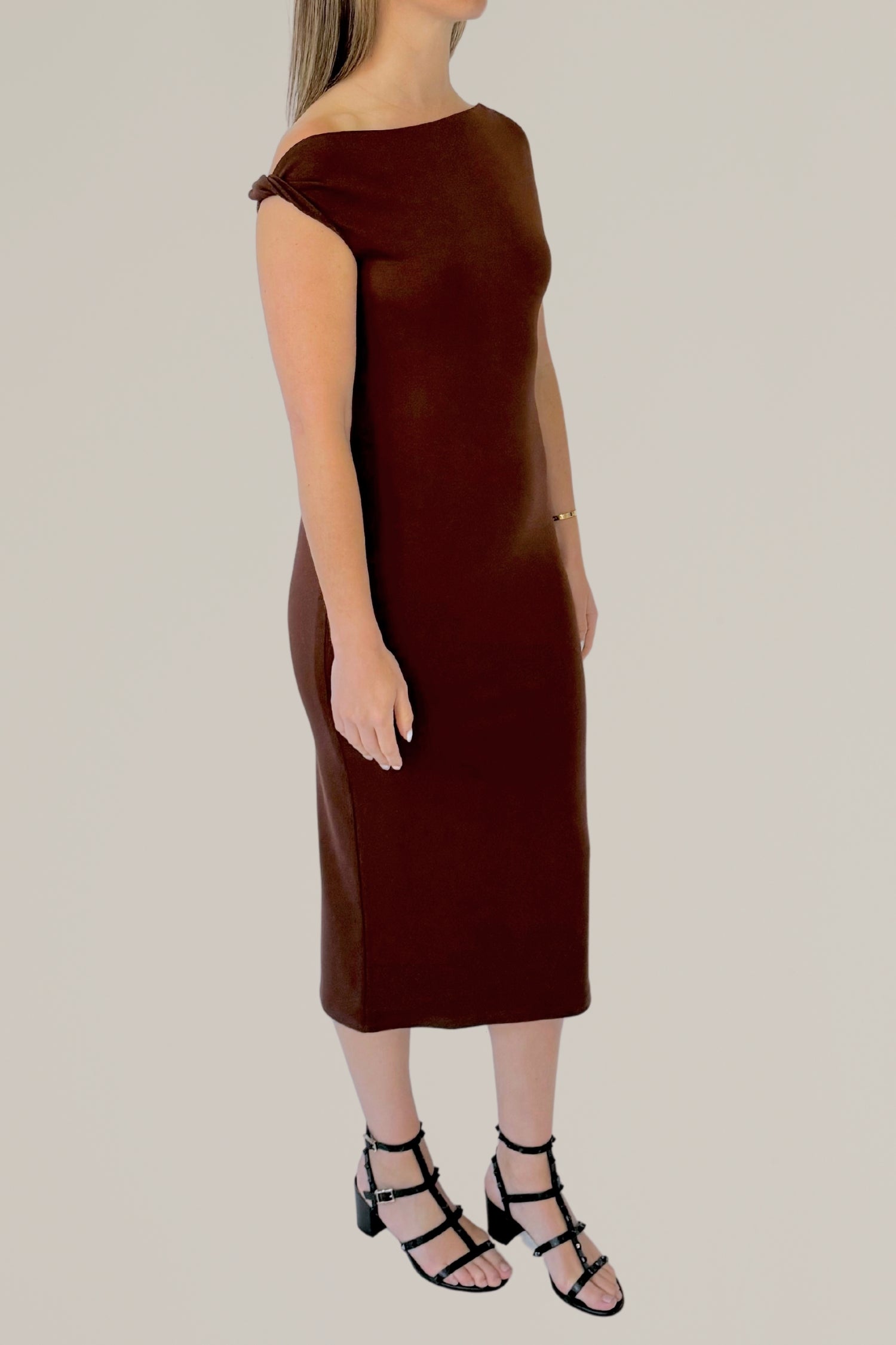 twist off shoulder midi dress