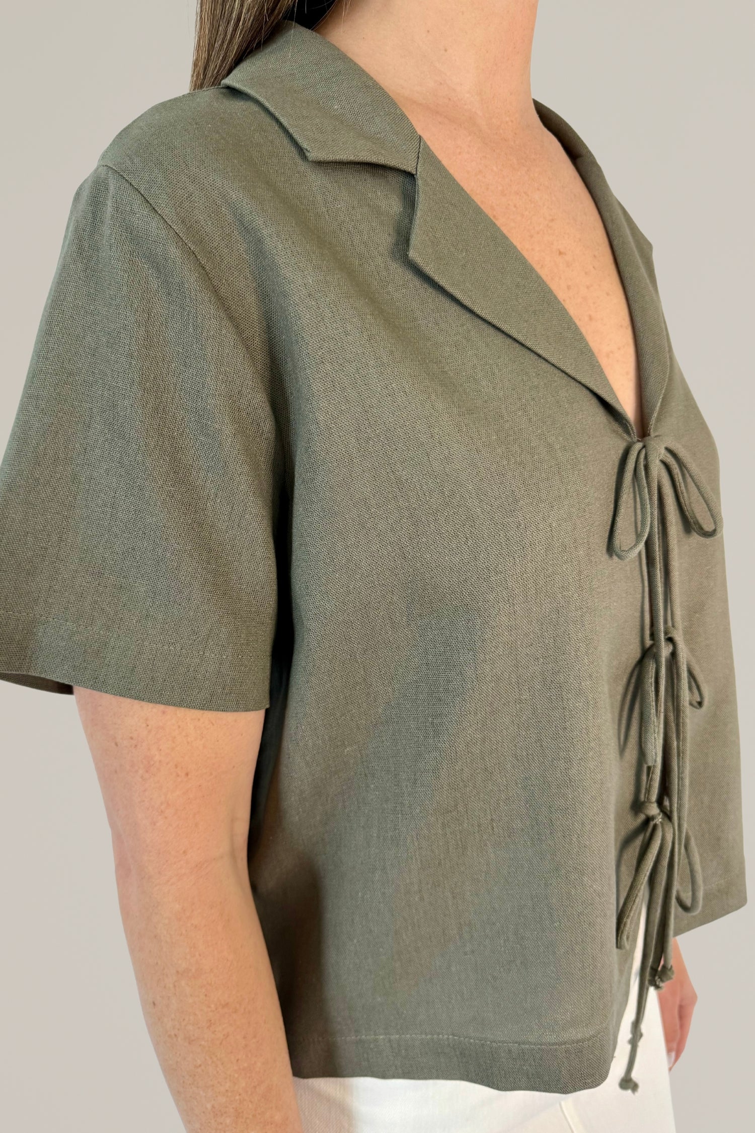 linen short sleeve tie front collared blouse