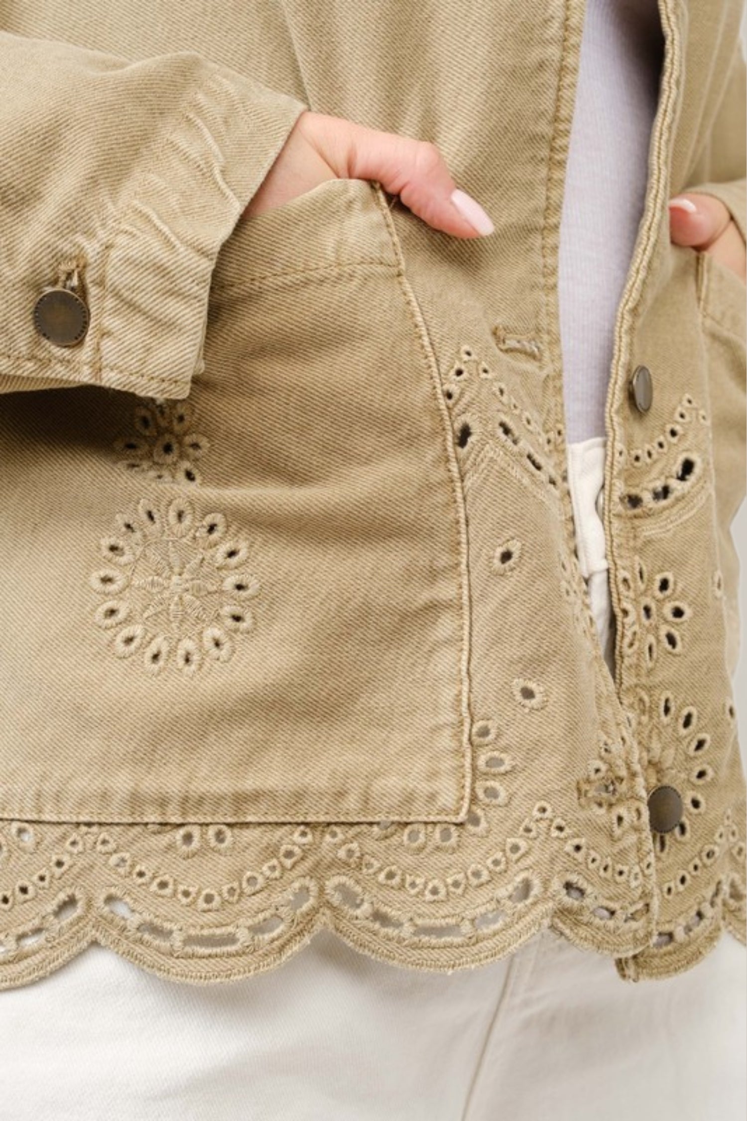 scalloped hem denim jacket