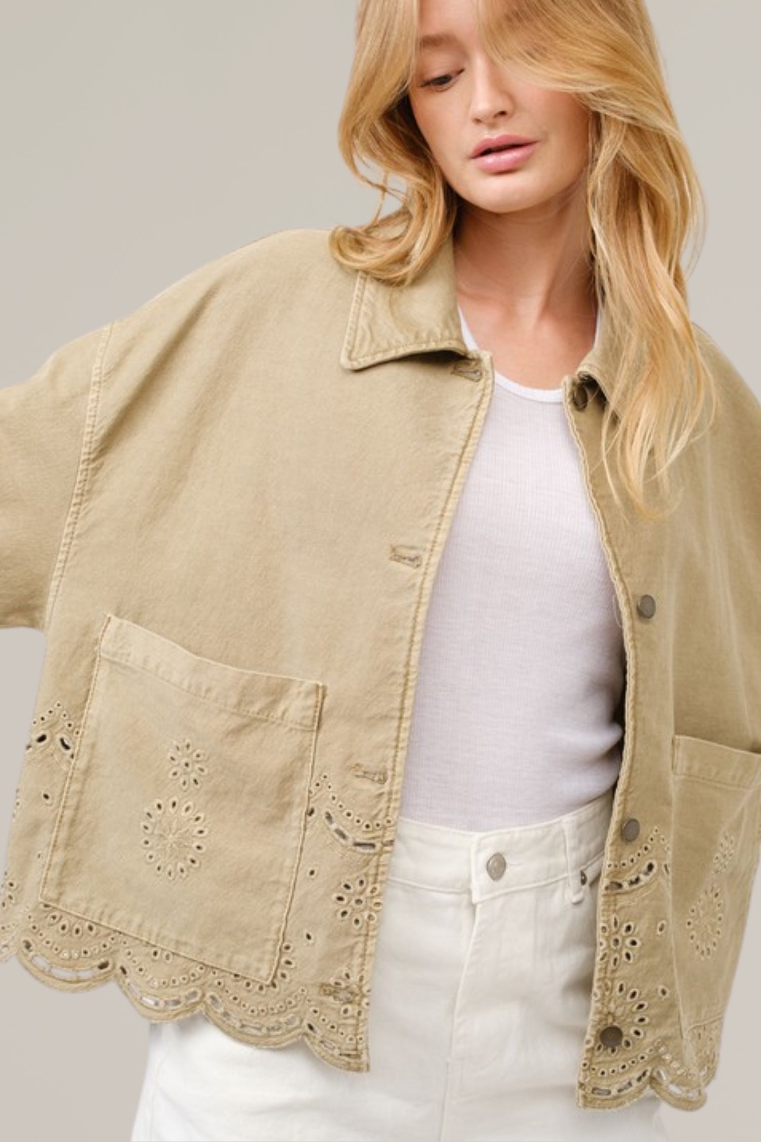 scalloped hem denim jacket